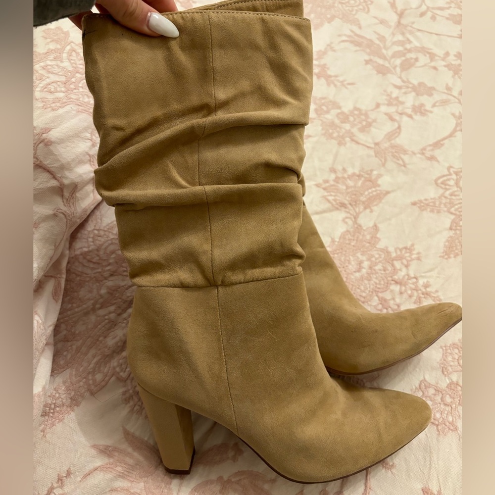 Banana republic suede boot